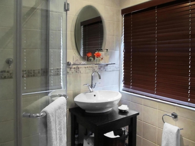 Luxury BnB or Self Catering Room