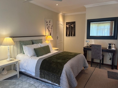 Luxury Large BnB or Self Catering Room
