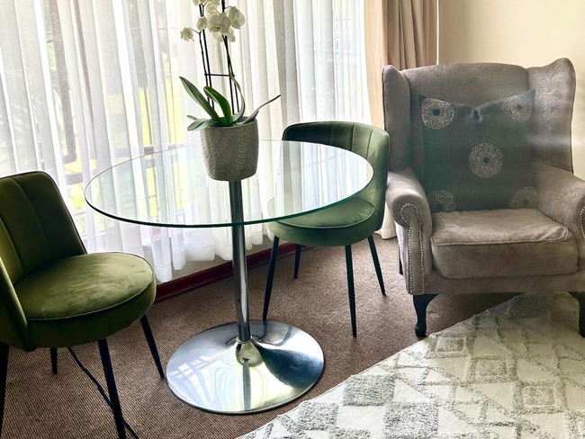 Luxury Large BnB or Self Catering Room