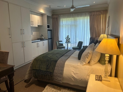 Luxury Large B