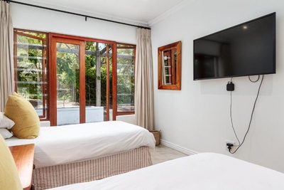 Noordhoek Village Hotel