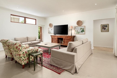 Noordhoek Village Hotel