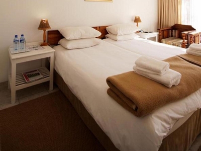 Twin En-Suite Room