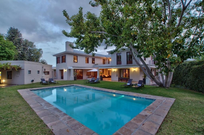 Nova Constantia Boutique Residence