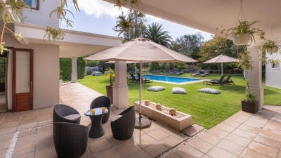Nova Constantia Boutique Residence