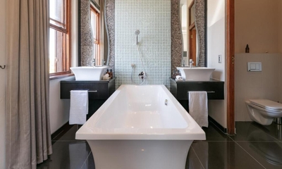 Deluxe Suites