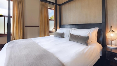 Luxury Suites