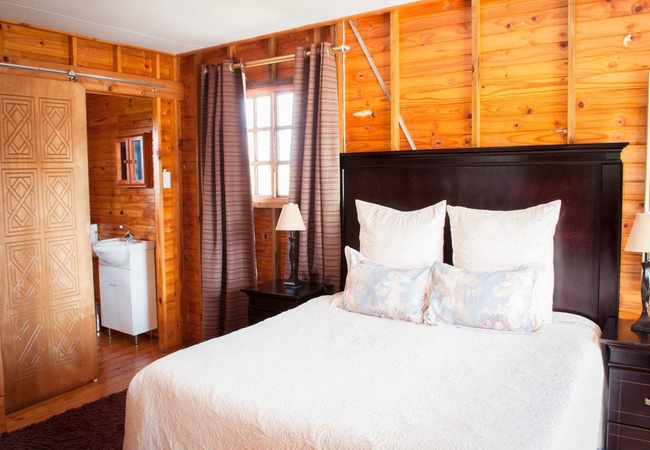 8. Mali - Pet Friendly