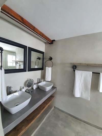Exclusive Use Holiday Apartment