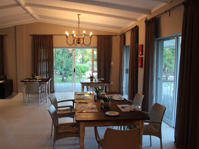 Nuwerus Lodge
