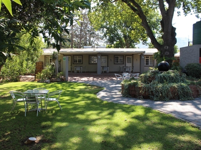 Nuwerus Lodge