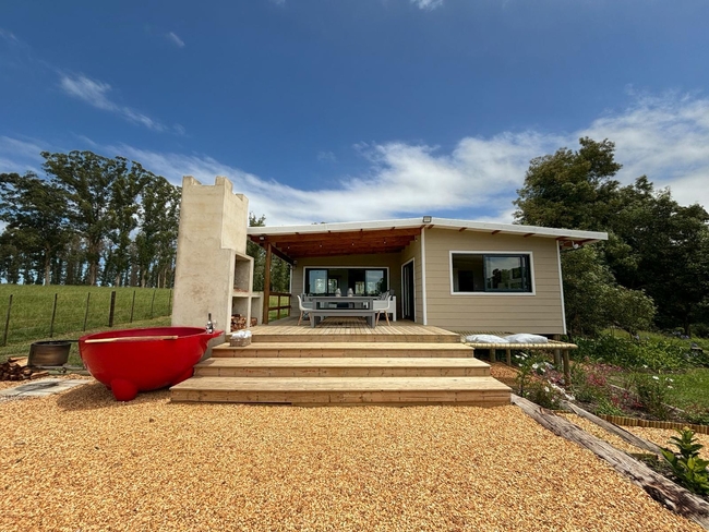 Pastures Cottage (with Hot Tub)