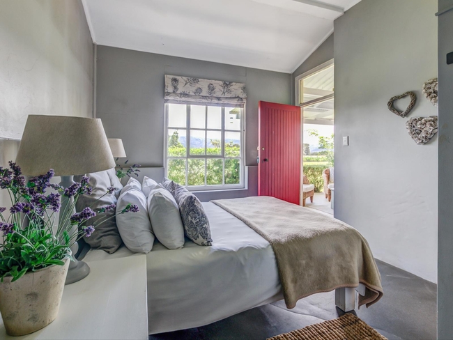 Landon\'s Loft (with Hot Tub)