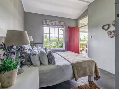 Landon\'s Loft (with Hot Tub)