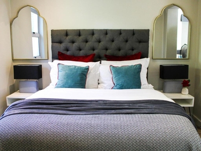 The Cottage (Queen) PET-FRIENDLY