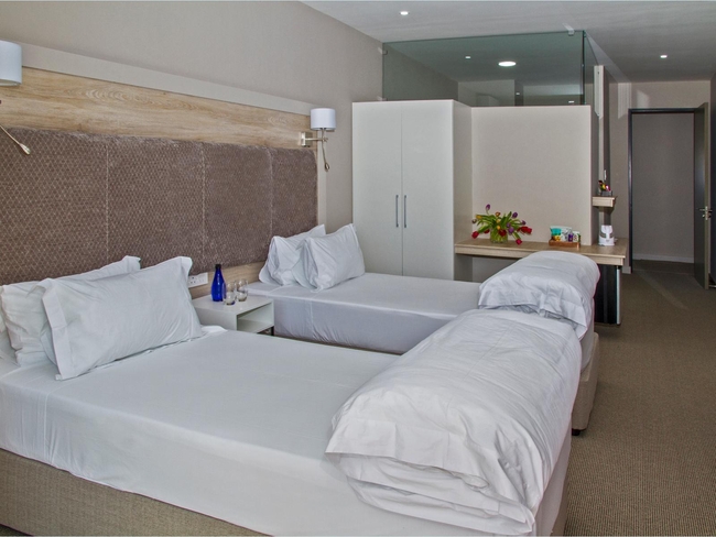 King or Twin Room 3