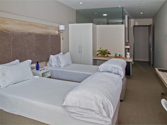 King or Twin Room 4
