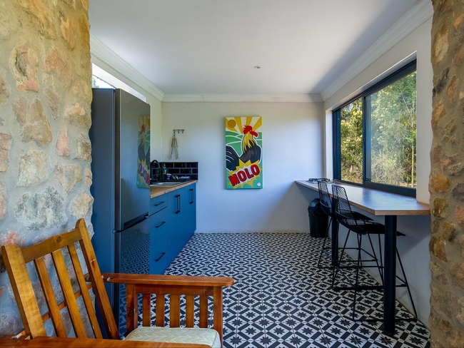 Stone Cottage Blue Crane