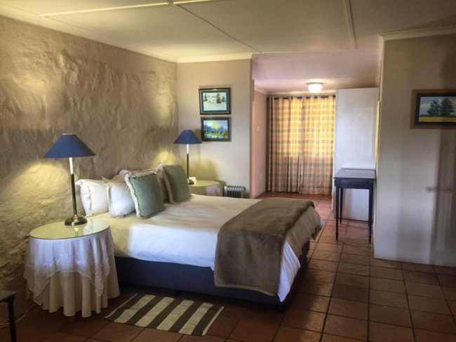 Inter-leading Family Room