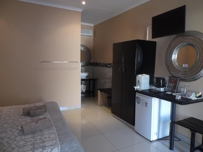 Luxury Family Unit D4