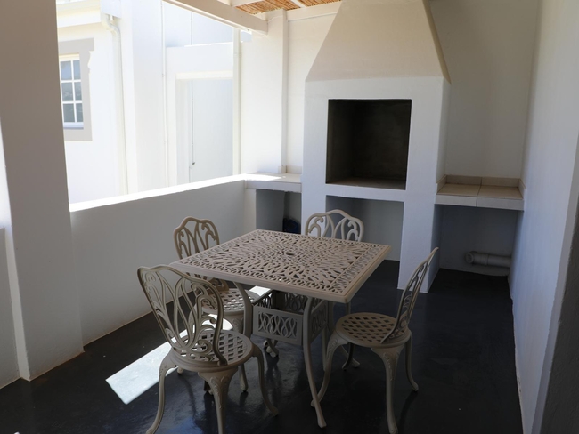 Volstruis Paleis - Posmeester 