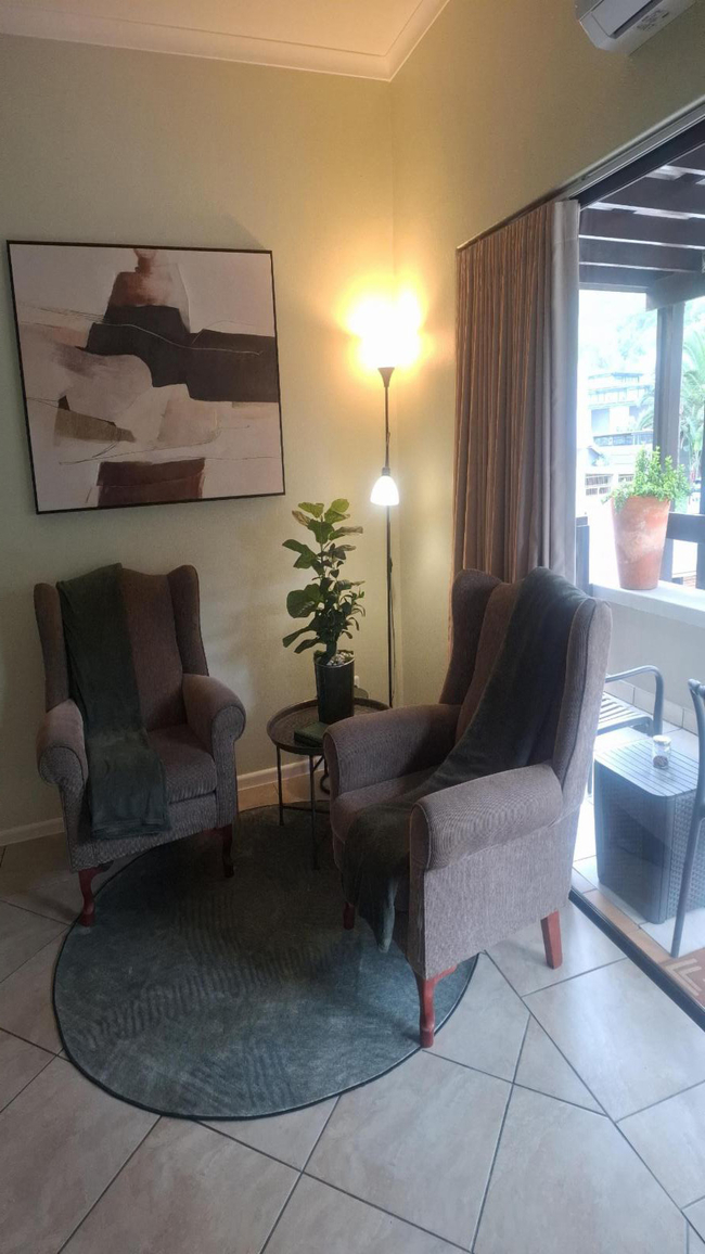 Penny Black Queen Room