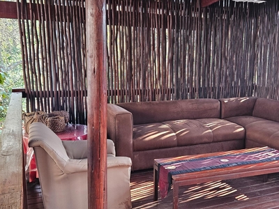 Three Bedroom Apartment (sleeps 8)