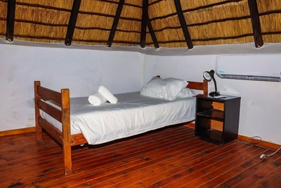 Family Room (5 sleeper)