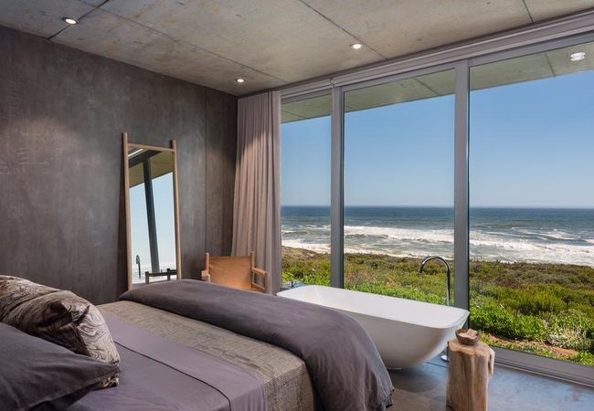 Luxury Beach Front Suite 2 