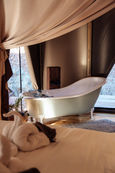 Exclusive Use Glamping Tent with Hot Tub