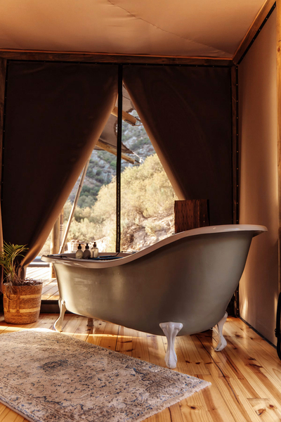 Exclusive Use Glamping Tent with Hot Tub