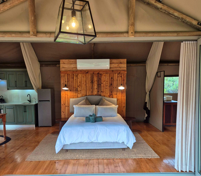 Exclusive Use Glamping Tent with Hot Tub