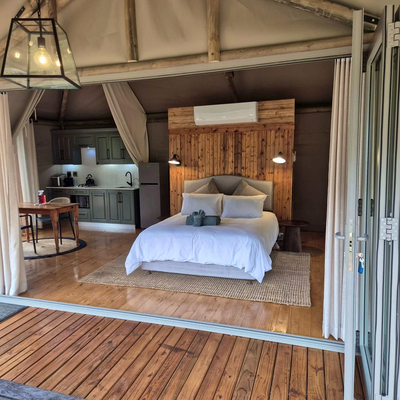 Ontevreden Wag 'n Bietjie Glamping Tent