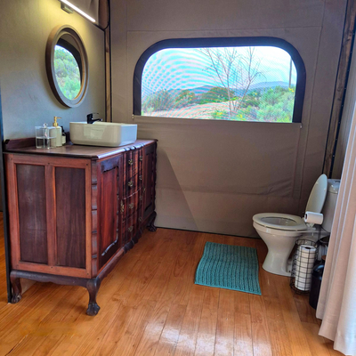 Ontevreden Wag 'n Bietjie Glamping Tent