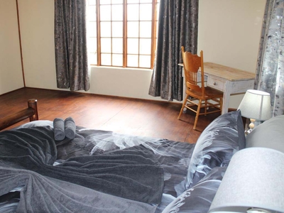 Oppiberg Guest House
