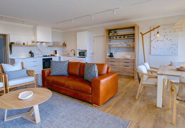 VOELKLIP Two-Bedroom Apartment - Ground Level