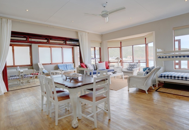 JAN SE PLEK One-Bedroom Apartment - Second Level