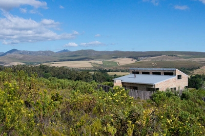 Oxalis Chalet Stanford