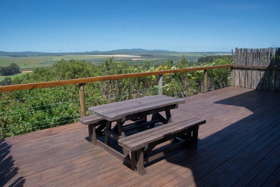 Oxalis Chalet Stanford