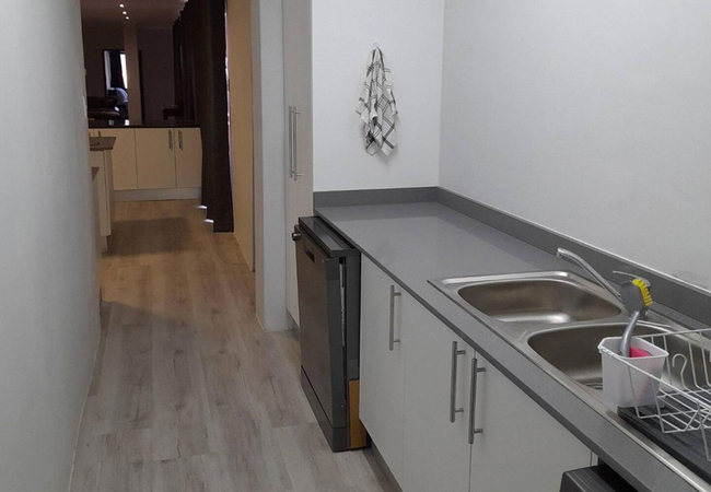 Three-bed Apartment with Kitchen