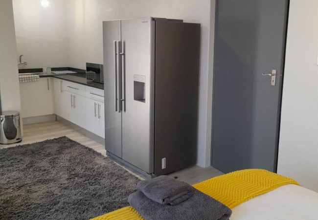 Deluxe Apartment with Kitchenette
