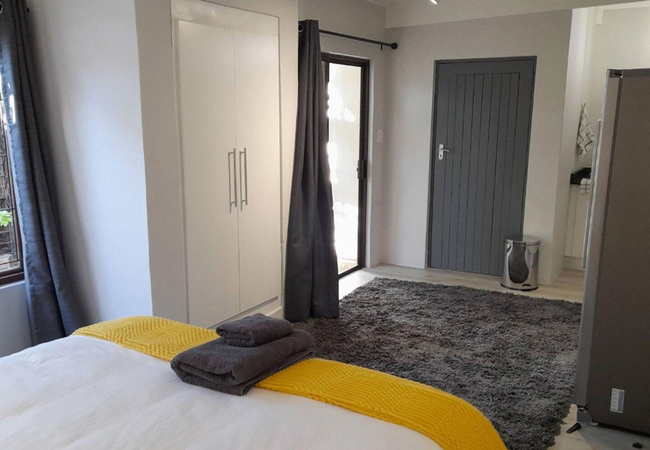 Deluxe Apartment with Kitchenette