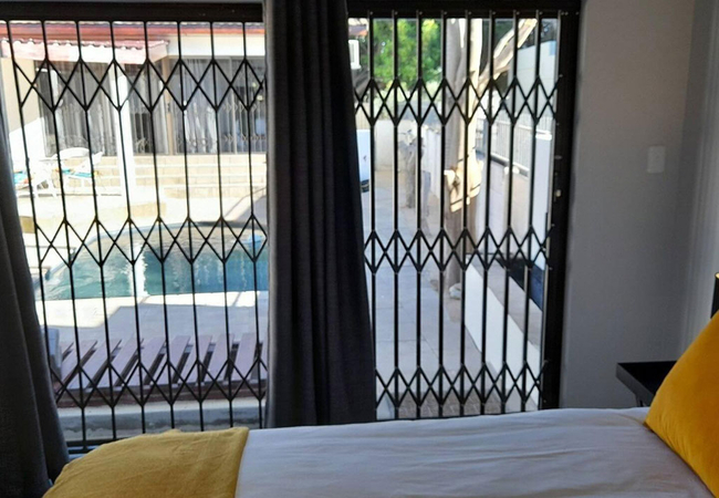 Deluxe Apartment with Kitchenette