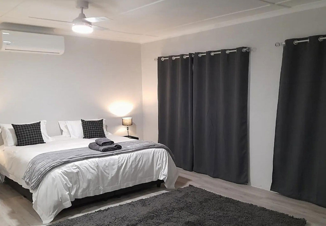 Deluxe Suite with Kitchenette