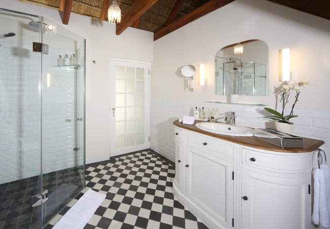 Orchard Thatch Rooms