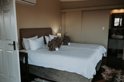 2-Bedroom Bush House