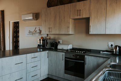2-Bedroom Bush House