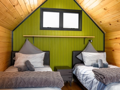 Cabin 10 - Glamping Site