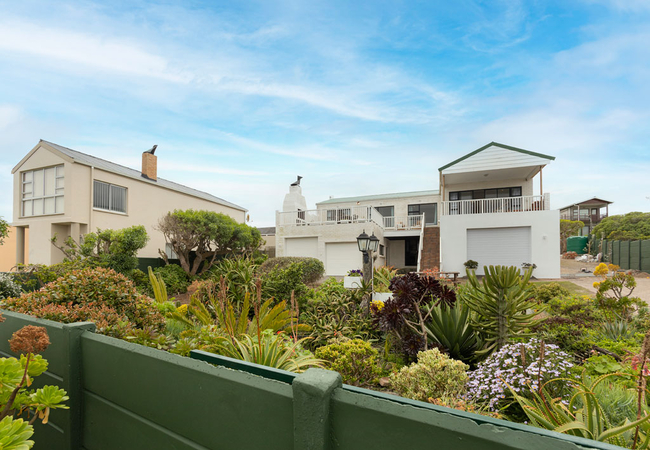 Pearly Beach House