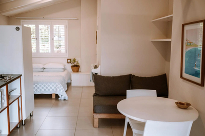 Pebbles Courtyard Apartment.